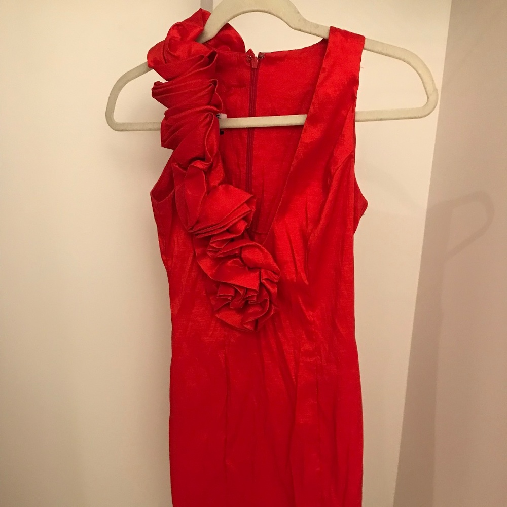 Cache Size 2 red cocktail dress